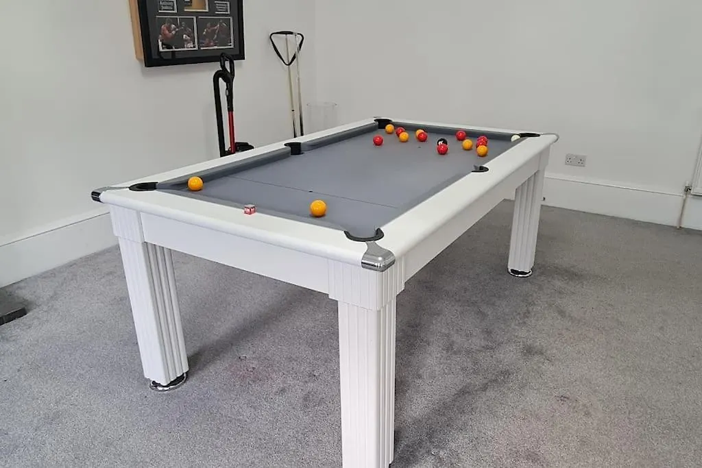 Large 4 Bed Lejlighed Edinburgh